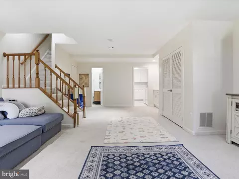 Other - 8892 Eagle Rock Ln, Springfield, VA 22153 photo 3 of 10
