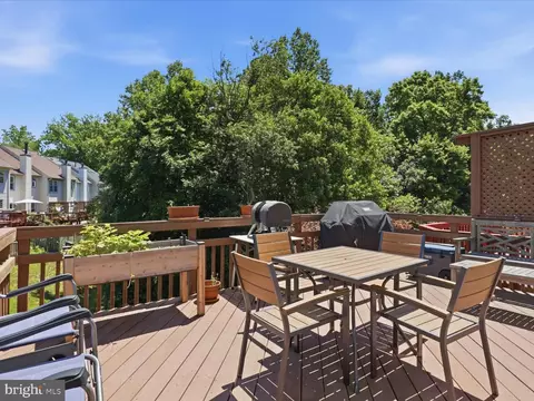 Exterior - 8892 Eagle Rock Ln, Springfield, VA 22153 photo 2 of 6