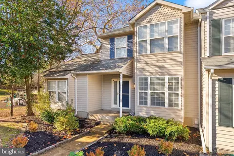 5610 Gosling Ct, Clifton, VA 20124
