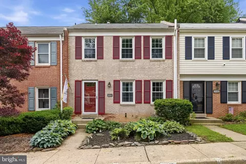 5446 Lighthouse Ln, Burke, VA 22015