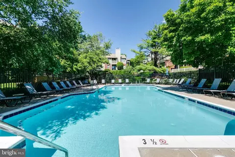Exterior - 1700 A Ascot Way, Reston, VA 20190 photo 8 of 11