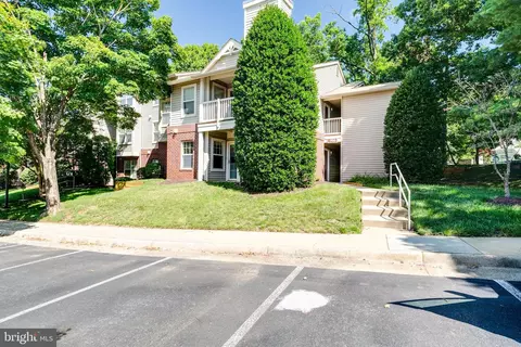 Exterior - 1700 A Ascot Way, Reston, VA 20190 photo 9 of 11