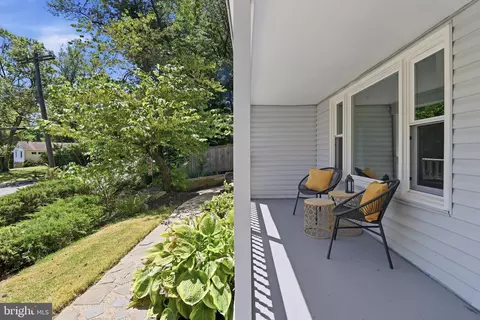 6402 The Pkwy, Alexandria, VA 22310