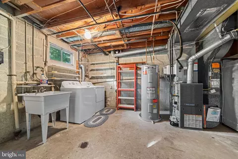 Other - 8522 Fairburn Dr, Springfield, VA 22152 photo 1 of 3