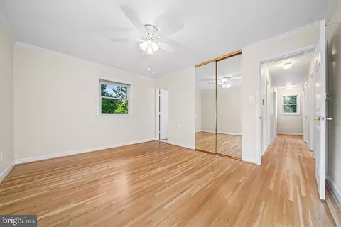 Bedroom - 8522 Fairburn Dr, Springfield, VA 22152 photo 1 of 8
