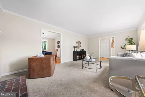 Living - 8522 Fairburn Dr, Springfield, VA 22152 photo 4 of 6