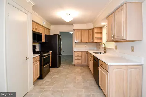 Kitchen - 11061 Tottenham Ln, Reston, VA 20194 photo 1 of 7