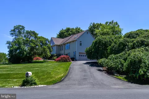 Other - 11061 Tottenham Ln, Reston, VA 20194 photo 18 of 22