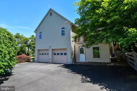 Other - 11061 Tottenham Ln, Reston, VA 20194 photo 19 of 22