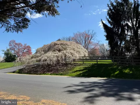 Other - 11061 Tottenham Ln, Reston, VA 20194 photo 21 of 22