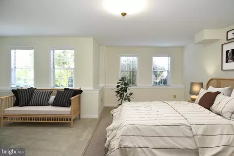 Bedroom - 11061 Tottenham Ln, Reston, VA 20194 photo 4 of 7
