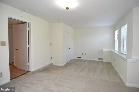 Bedroom - 11061 Tottenham Ln, Reston, VA 20194 photo 7 of 7