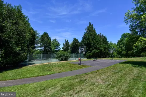 Other - 11061 Tottenham Ln, Reston, VA 20194 photo 20 of 22
