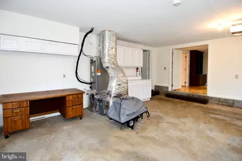 Other - 11061 Tottenham Ln, Reston, VA 20194 photo 15 of 22