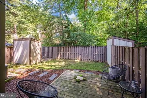 Exterior - 2215 Glencourse Ln, Reston, VA 20191 photo 5 of 17