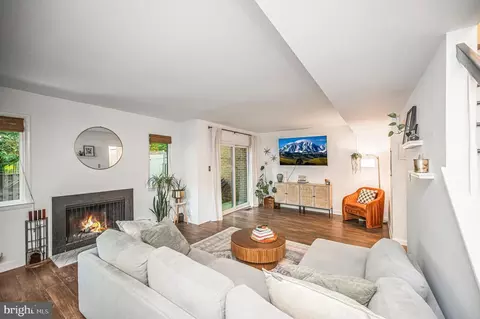 Other - 2215 Glencourse Ln, Reston, VA 20191 photo 2 of 25