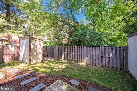Exterior - 2215 Glencourse Ln, Reston, VA 20191 photo 6 of 17