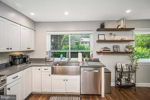 Other - 2215 Glencourse Ln, Reston, VA 20191 photo 4 of 25