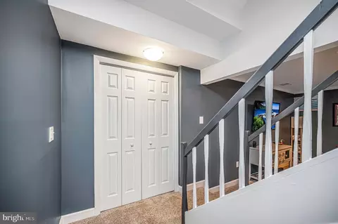 Entry Way - 2215 Glencourse Ln, Reston, VA 20191 photo 5 of 5