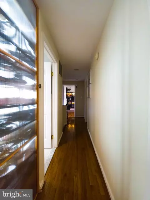 Entry Way - 2961 Ashdown Frst, Herndon, VA 20171 photo 2 of 3