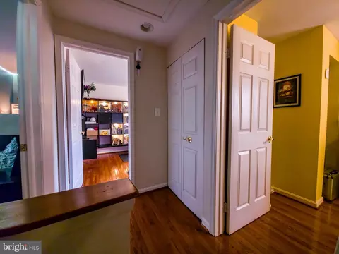 Entry Way - 2961 Ashdown Frst, Herndon, VA 20171 photo 3 of 3