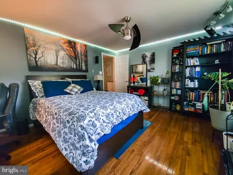 Bedroom - 2961 Ashdown Frst, Herndon, VA 20171 photo 5 of 6