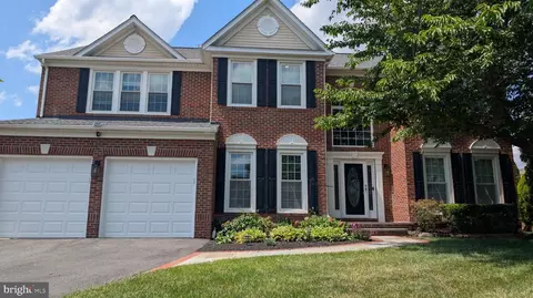 4689 Brentwall Ct, Chantilly, VA 20151