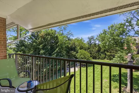 3334 Spring Ln #B-46, Falls Church, VA 22041
