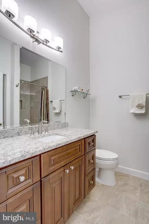 Bath - 6397 Stagg Ct, Springfield, VA 22150 photo 1 of 5