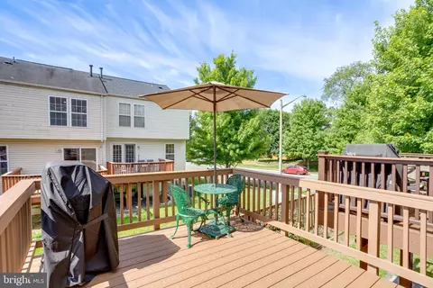 Exterior - 6397 Stagg Ct, Springfield, VA 22150 photo 3 of 7