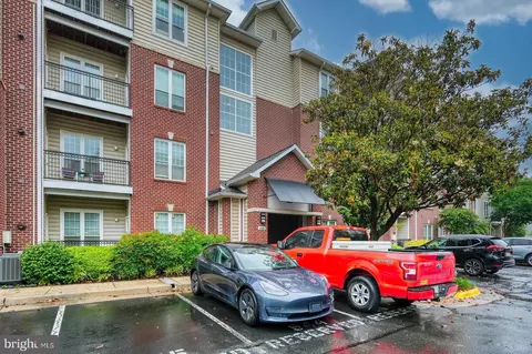 Exterior - 1580 Spring Gate Dr #4310, Mclean, VA 22102 photo 3 of 14