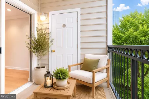 Exterior - 1580 Spring Gate Dr #4310, Mclean, VA 22102 photo 6 of 14