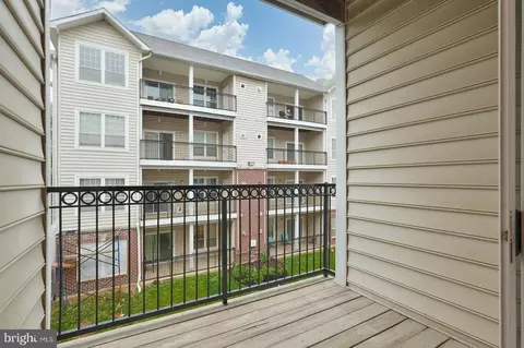 Exterior - 1580 Spring Gate Dr #4310, Mclean, VA 22102 photo 5 of 14