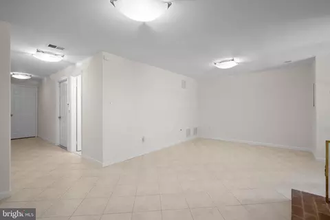 Living - 6307 Millwood Cir, Springfield, VA 22152 photo 4 of 4