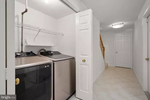 Entry Way - 6307 Millwood Cir, Springfield, VA 22152 photo 1 of 1