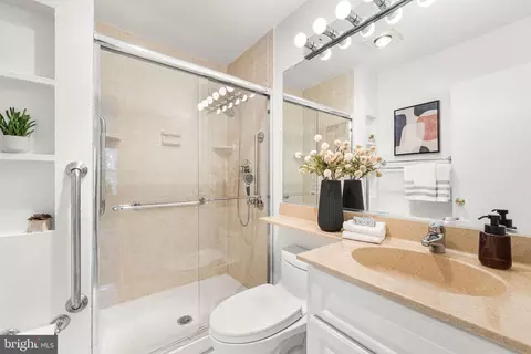 Bath - 7913 Pebble Brook Ct, Springfield, VA 22153 photo 1 of 3