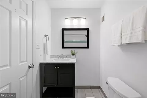 Bath - 7716 Shootingstar Dr, Springfield, VA 22152 photo 3 of 5