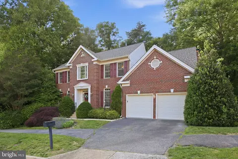 Exterior - 8556 Hooes Rd, Springfield, VA 22153 photo 2 of 11