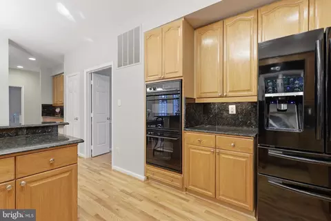 Kitchen - 8556 Hooes Rd, Springfield, VA 22153 photo 3 of 4