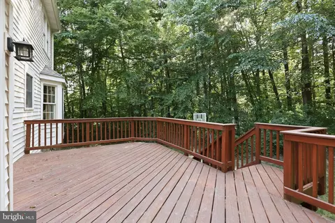 Exterior - 8556 Hooes Rd, Springfield, VA 22153 photo 5 of 11