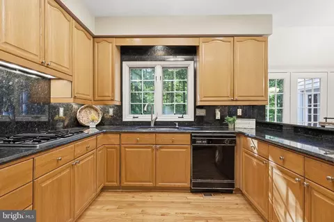 Kitchen - 8556 Hooes Rd, Springfield, VA 22153 photo 1 of 4