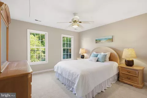 Bedroom - 8556 Hooes Rd, Springfield, VA 22153 photo 4 of 7