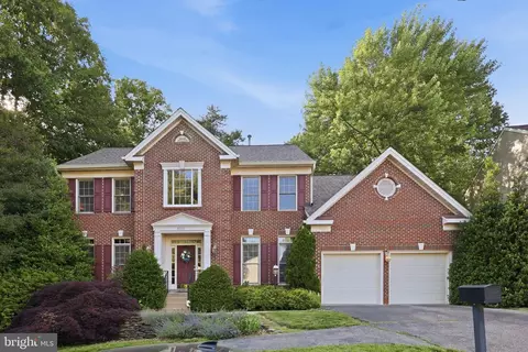 8556 Hooes Rd, Springfield, VA 22153