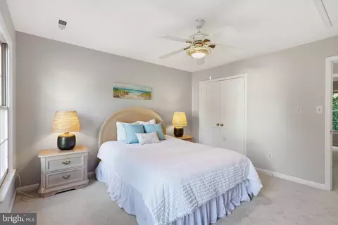 Bedroom - 8556 Hooes Rd, Springfield, VA 22153 photo 5 of 7