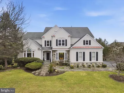 1465 Mayhurst Blvd, Mclean, VA 22102
