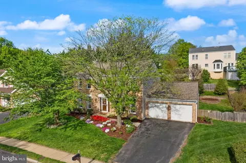 12652 Terrymill Dr, Herndon, VA 20170