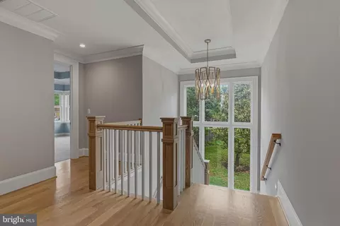 Entry Way - 7820 Calpurnia Ct, Mclean, VA 22102 photo 6 of 9