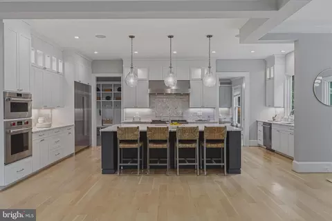 Kitchen - 7820 Calpurnia Ct, Mclean, VA 22102 photo 1 of 10