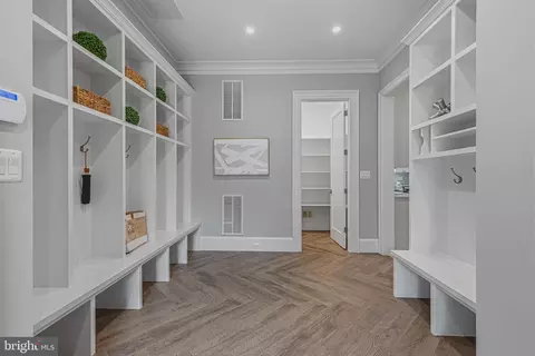 Entry Way - 7820 Calpurnia Ct, Mclean, VA 22102 photo 1 of 9