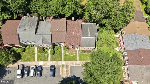 View/Area - 11533 Pine Cone Ct, Reston, VA 20191 photo 1 of 10